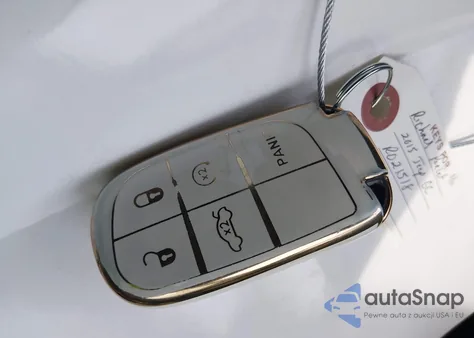 2015 Jeep Grand Cherokee Summit z USA, uszkodzony, nr VIN 1C4RJFJG4FC135816